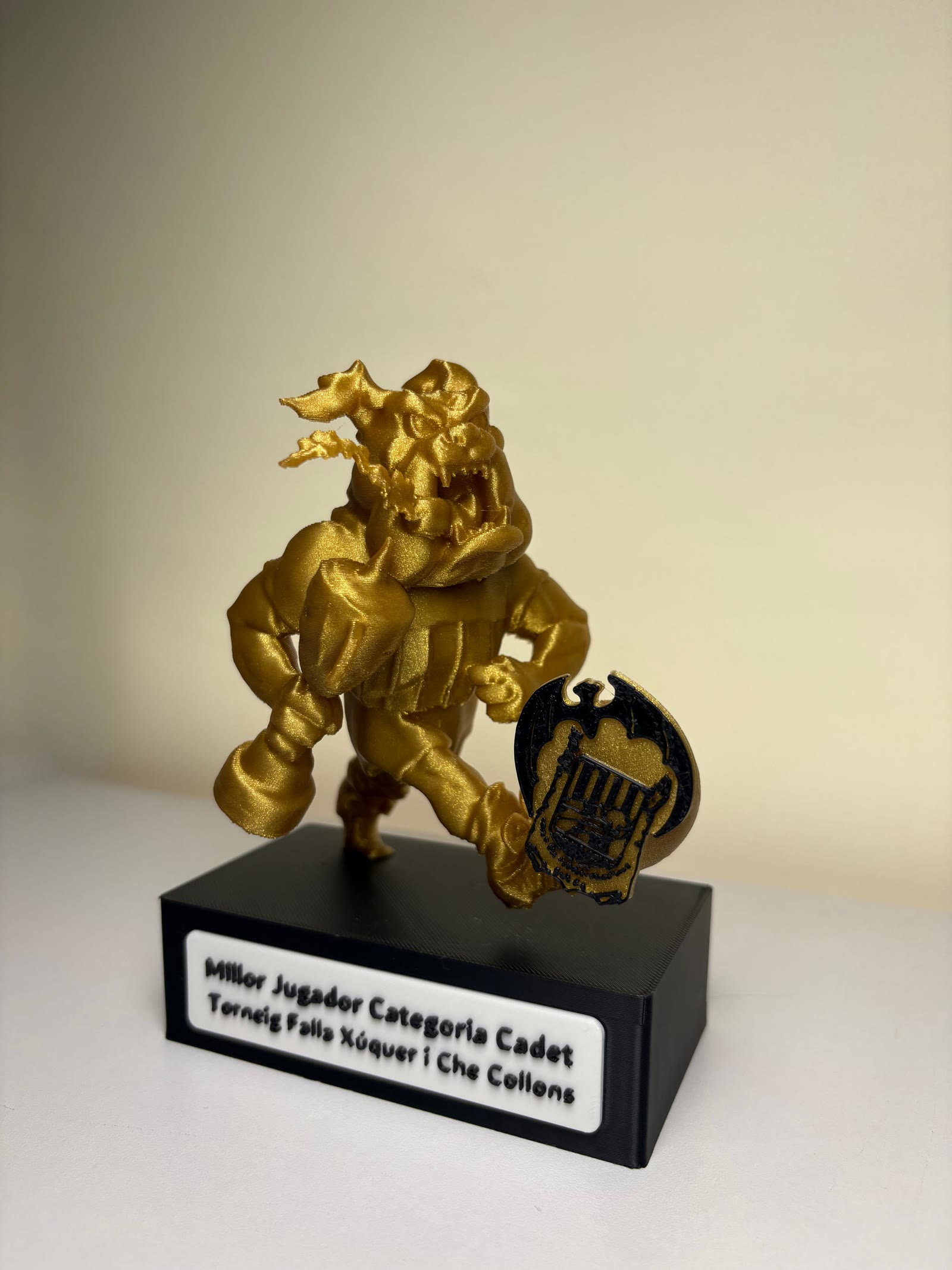 Trofeo dorado de mejor jugador del Torneig Falla Xúquer