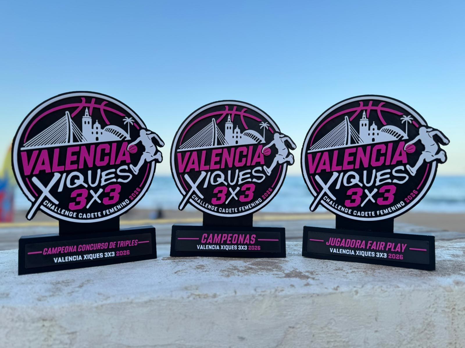 Trofeos del torneo València Xiques 3x3 impresos en 3D